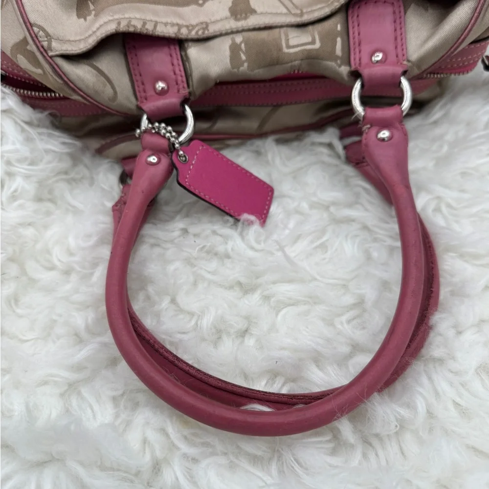 Coach Cream and Pink Satchel with Textured Pattern
Purse - Picture 9 of 9